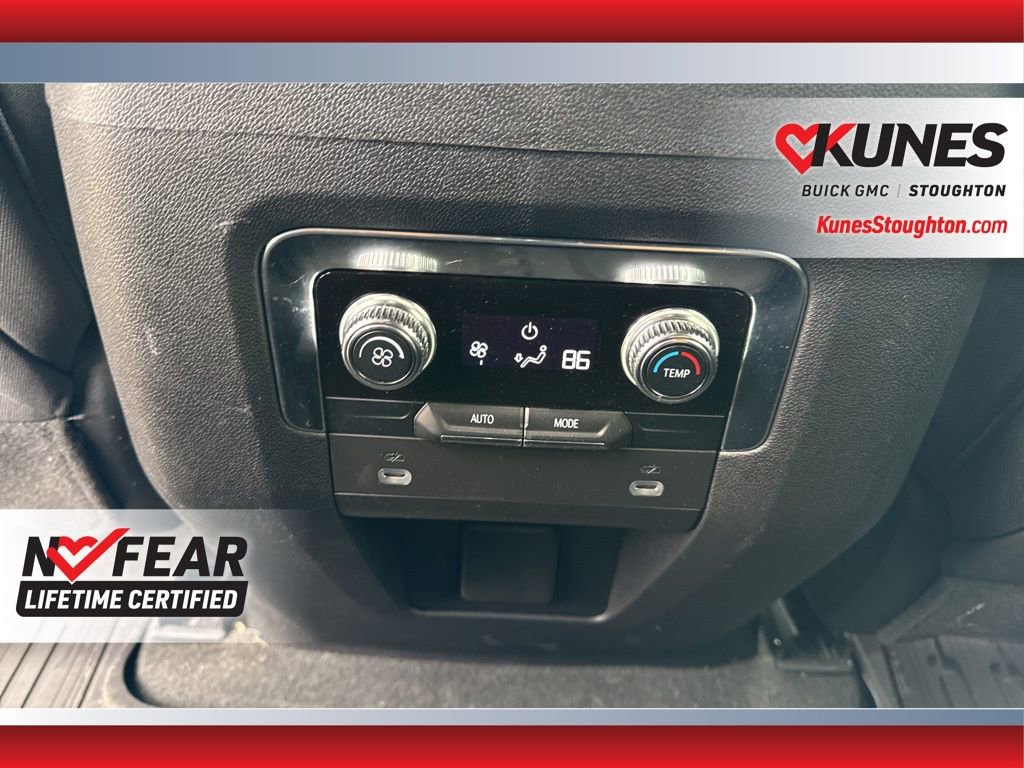 Used 2023 GMC Yukon SLE w/ Gmc Pro Safety Plus Package image 36