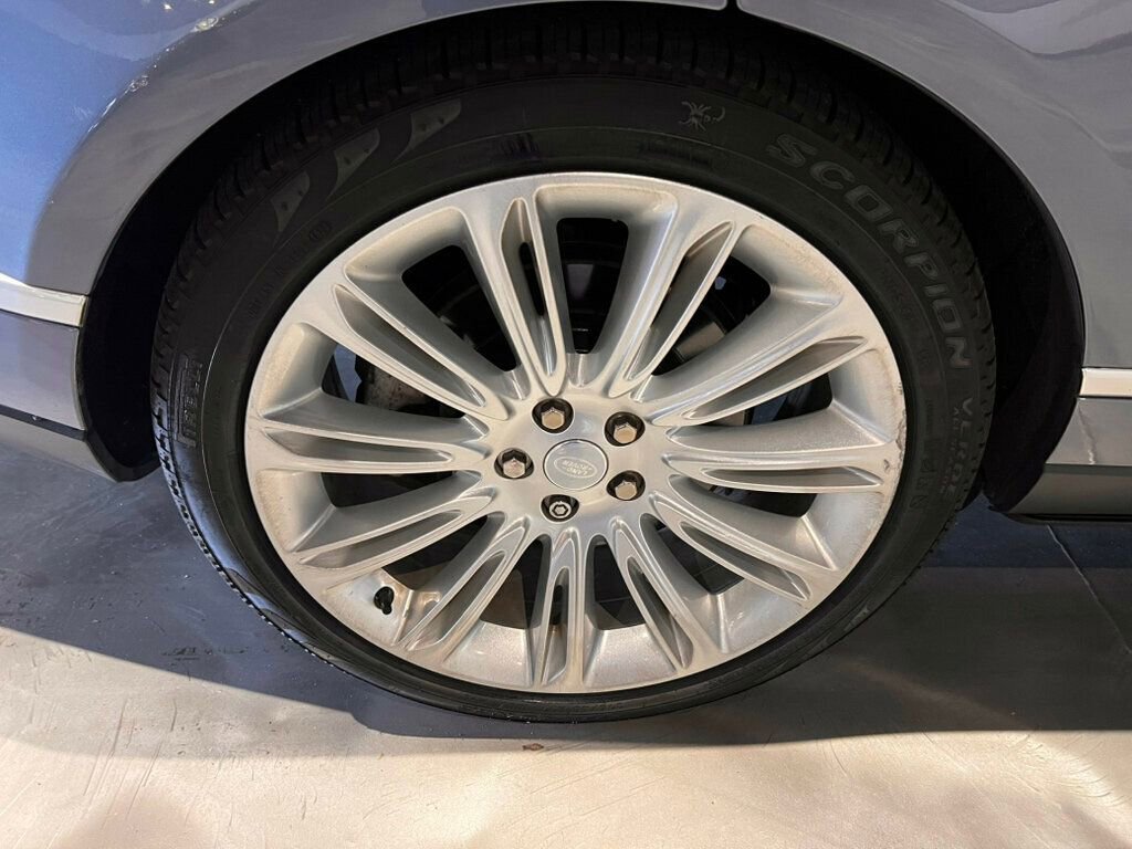 Used 2021 Land Rover Range Rover Autobiography AWD/4WD image 12