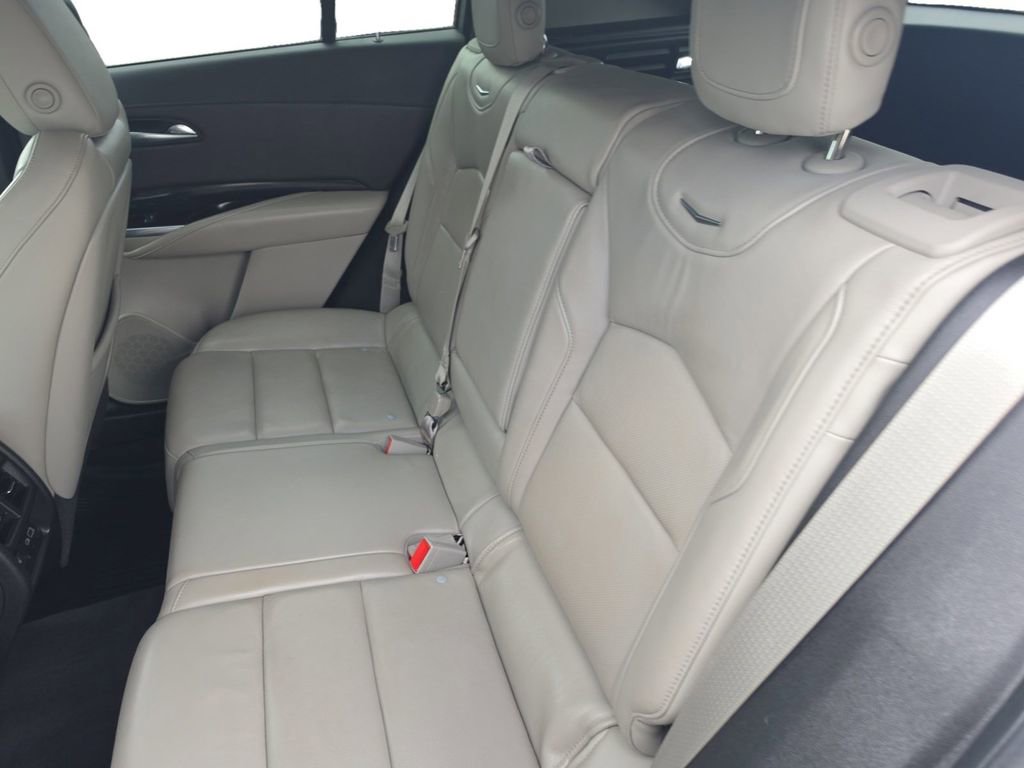 Used 2019 Cadillac XT4 Premium Luxury FWD image 13