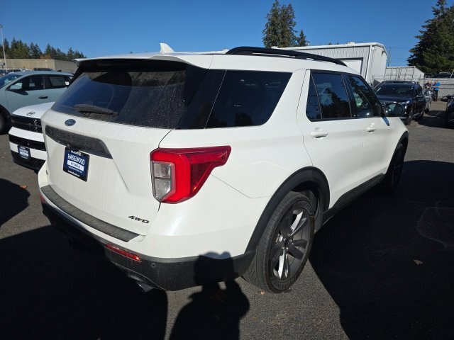 Used 2021 Ford Explorer XLT w/ Equipment Group 202A AWD/4WD image 5