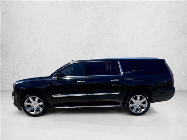 Used 2017 Cadillac Escalade ESV Luxury RWD image 6