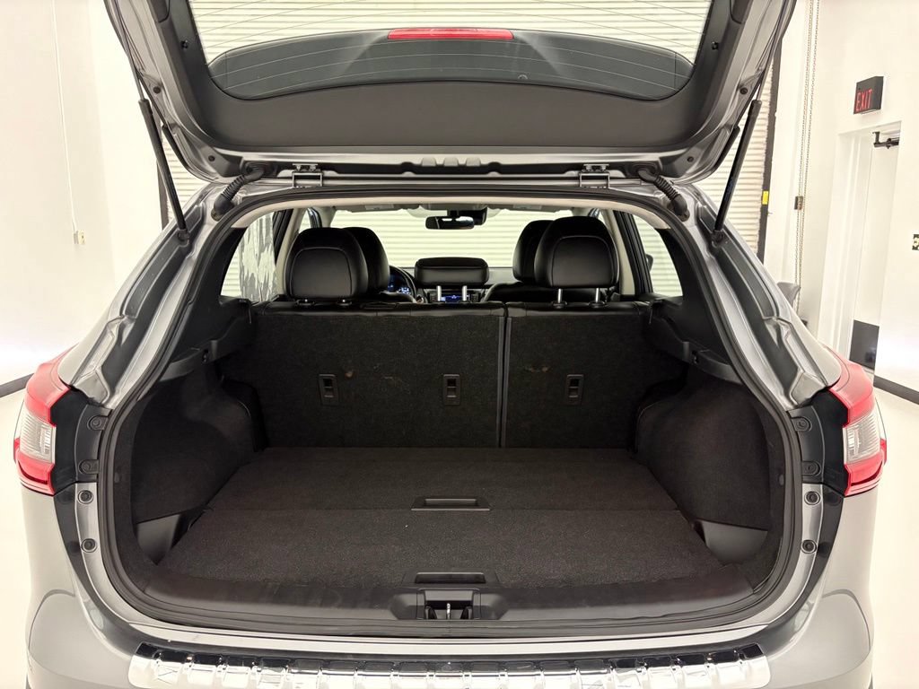 Used 2022 Nissan Rogue Sport SL AWD/4WD image 37