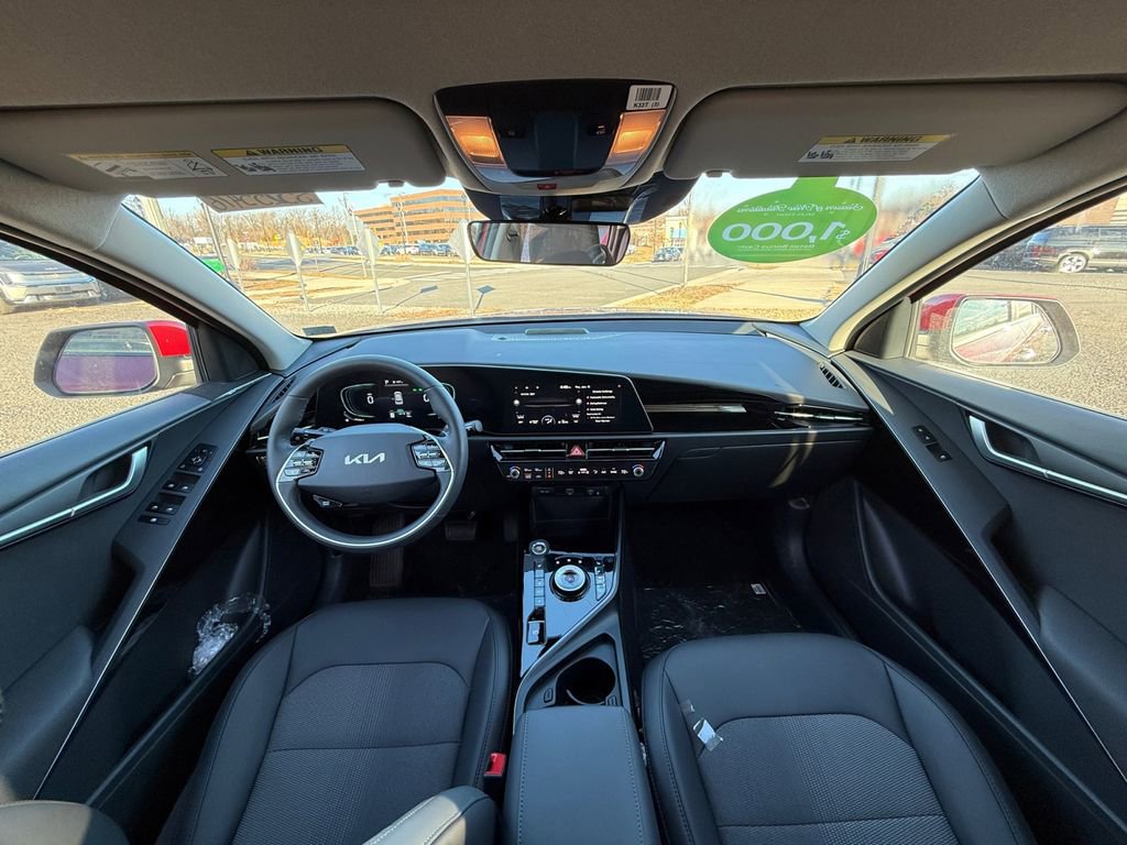 New 2025 Kia Niro EX w/ EX Cold Weather Package image 24