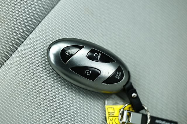 Used 2024 Hyundai Kona SE AWD/4WD image 43