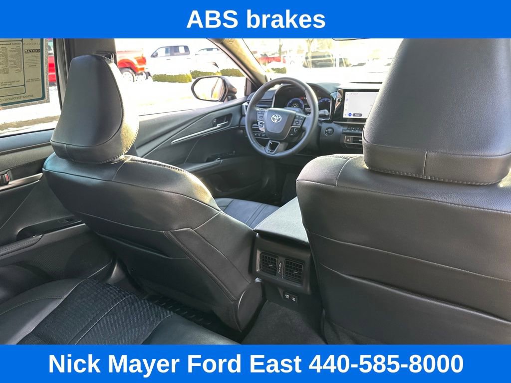 Used 2025 Toyota Camry XSE image 15