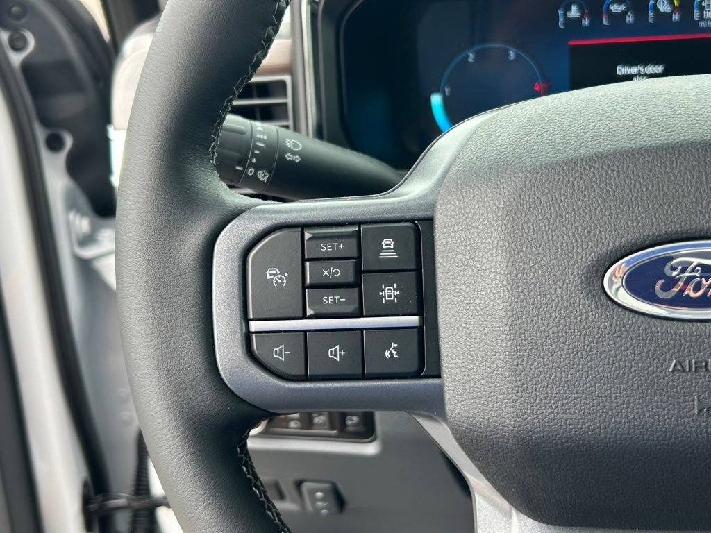 New 2026 Ford F250 Lariat w/ Black Appearance Package AWD/4WD image 43