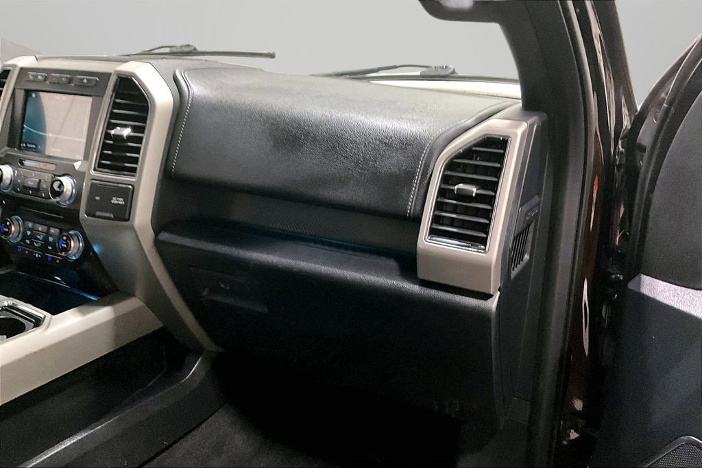 Used 2018 Ford F150 Lariat w/ Equipment Group 502A Luxury image 27