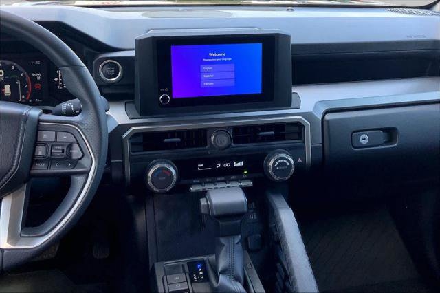 Certified 2025 Toyota 4Runner SR5 AWD/4WD image 7