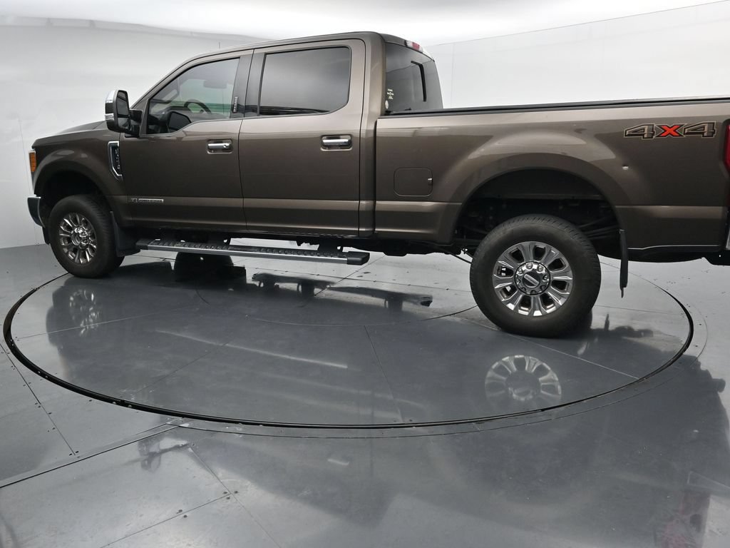 Used 2017 Ford F250 Lariat w/ Chrome Package AWD/4WD image 5