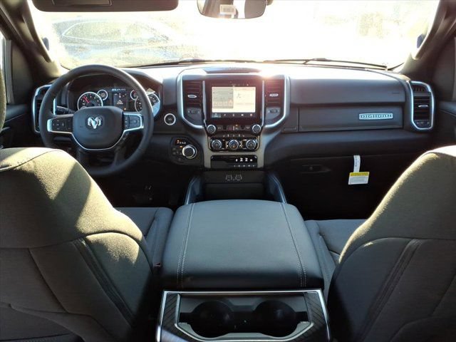 New 2026 RAM 1500 Big Horn AWD/4WD image 6