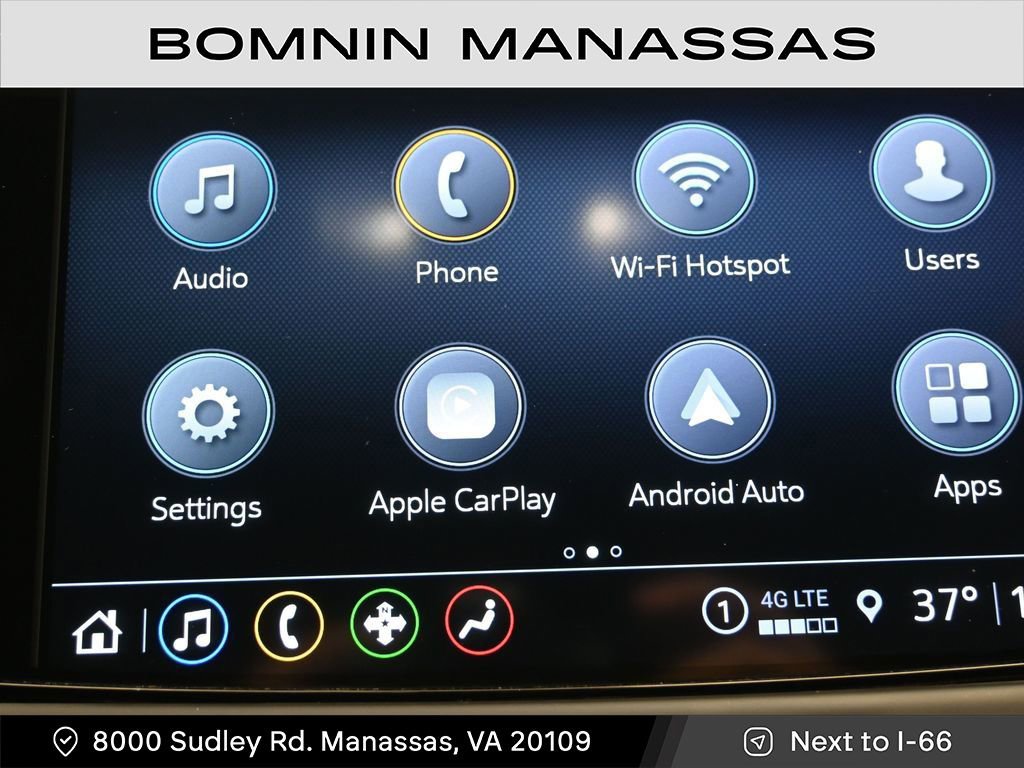 Used 2023 Buick Enclave Essence image 18