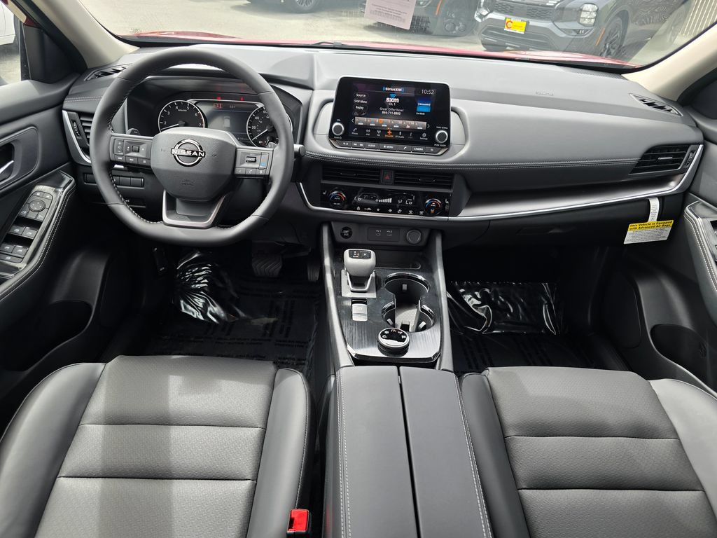 Used 2026 Nissan Rogue Dark Armor AWD/4WD image 13