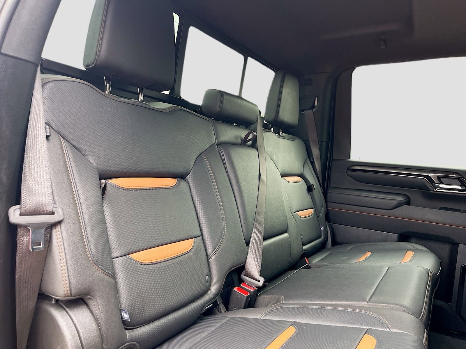 Used 2025 GMC Sierra 2500 AT4 w/ AT4 Premium Plus Package image 29