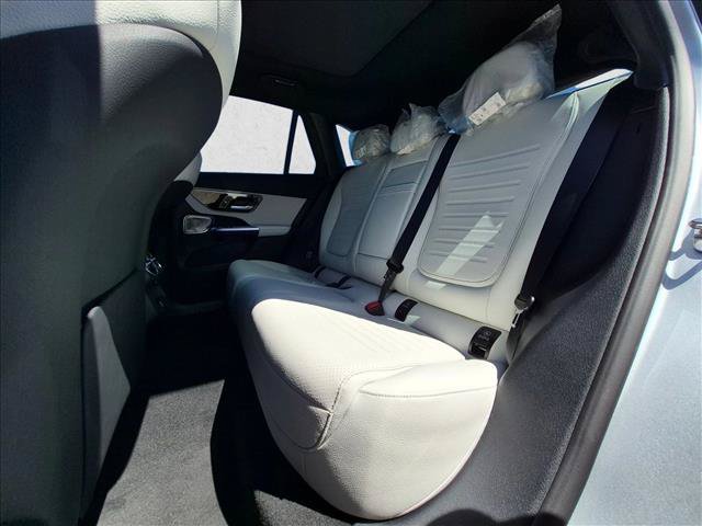 New 2026 Mercedes-Benz GLC 350e 4MATIC image 16