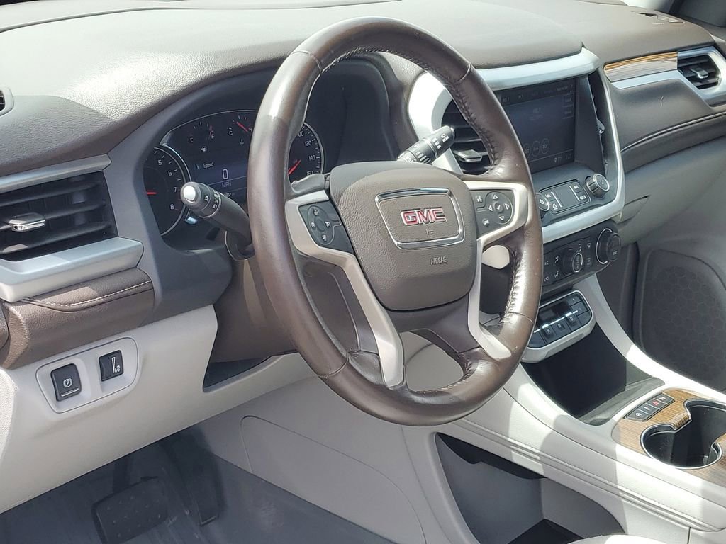 Used 2020 GMC Acadia SLE w/ Driver Convenience Package FWD image 8