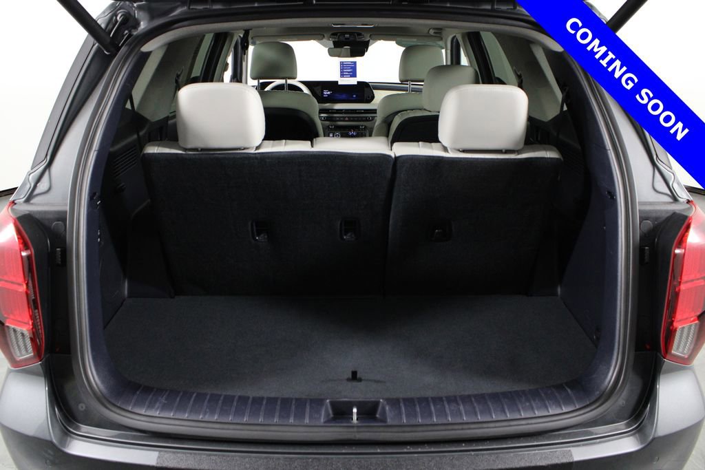 Used 2024 Hyundai Palisade Limited image 13