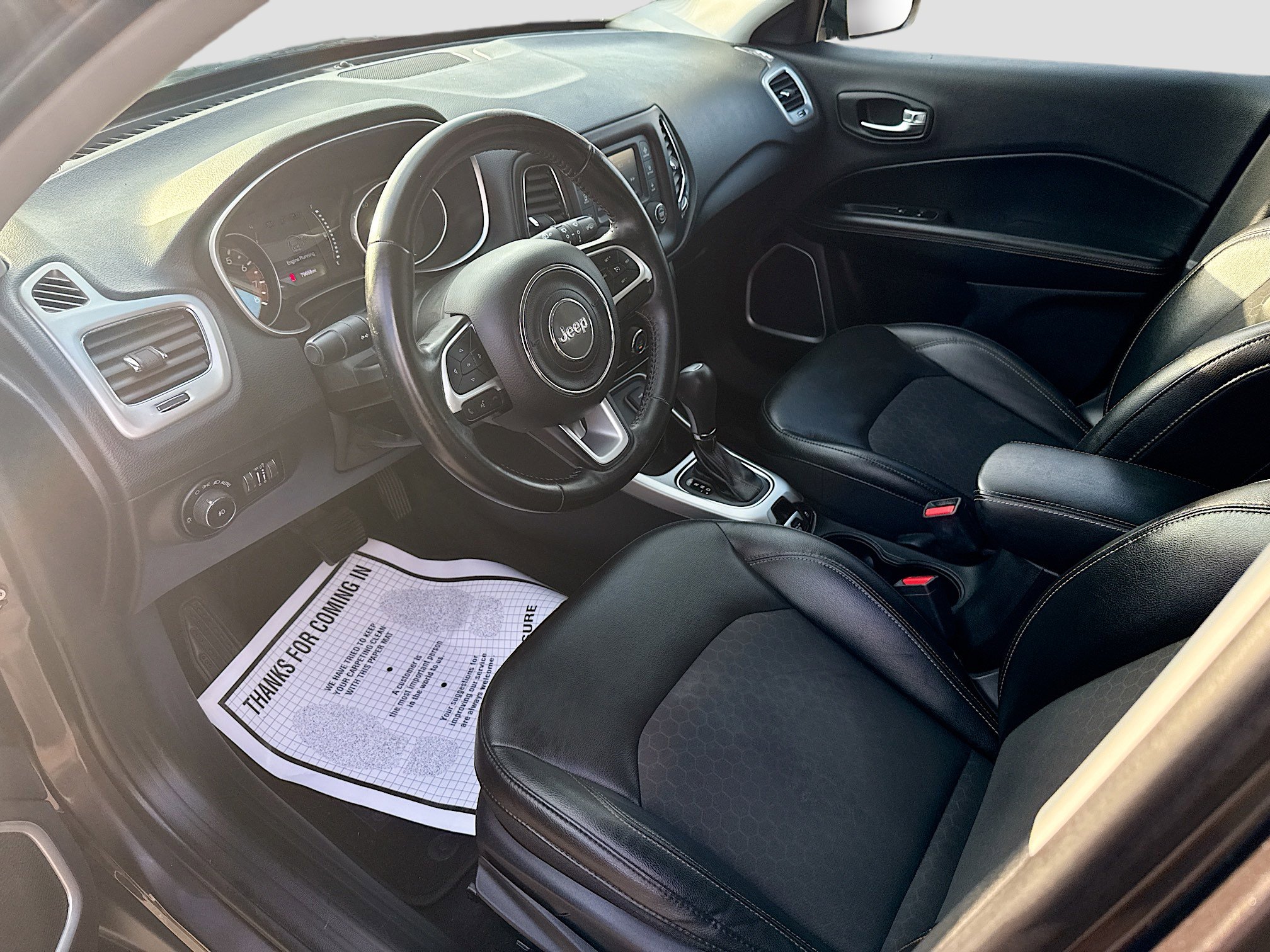 Used 2018 Jeep Compass Latitude image 25