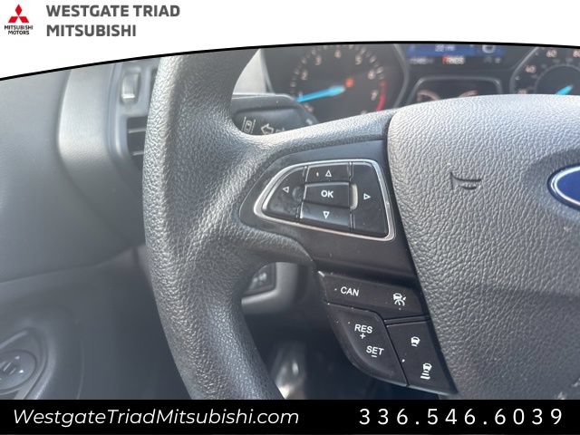 Used 2018 Ford Escape SE w/ Ford Safe & Smart Package FWD image 18