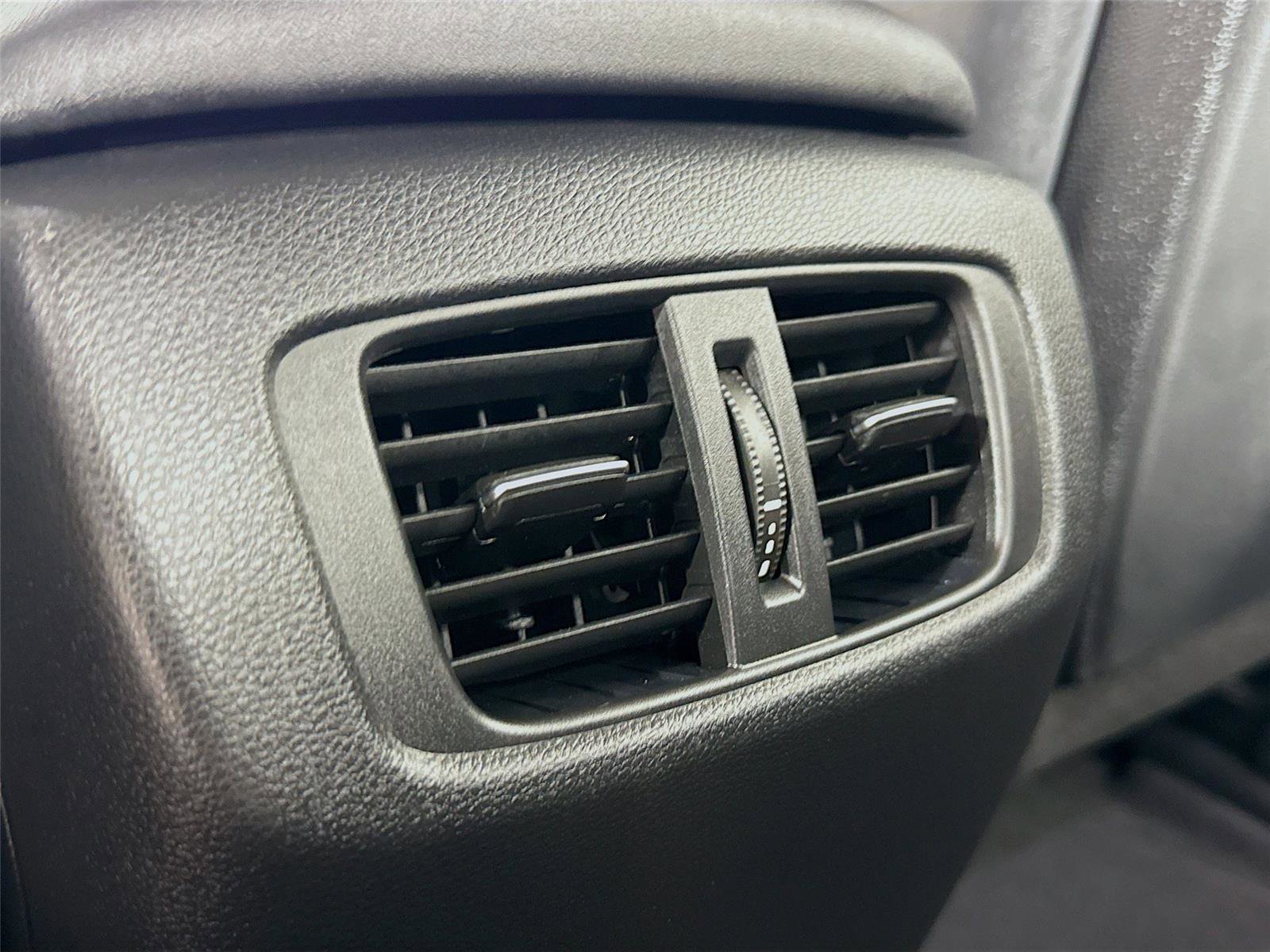 Used 2022 Acura TLX w/ Technology Package image 27