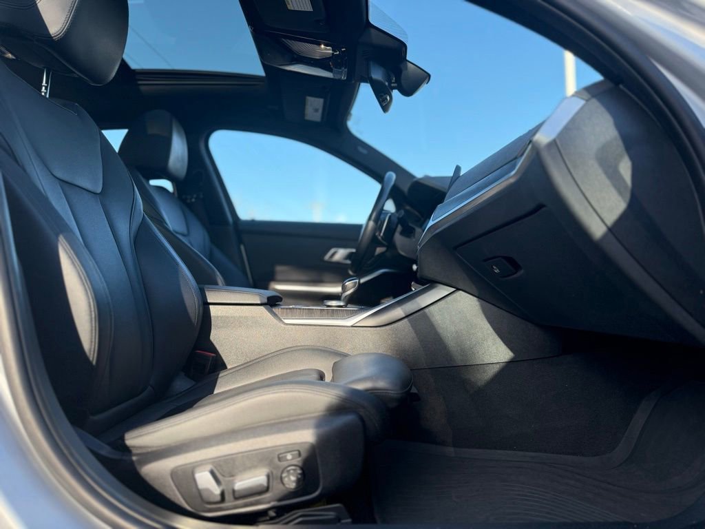 Used 2019 BMW 330i Sedan w/ Premium Package image 20
