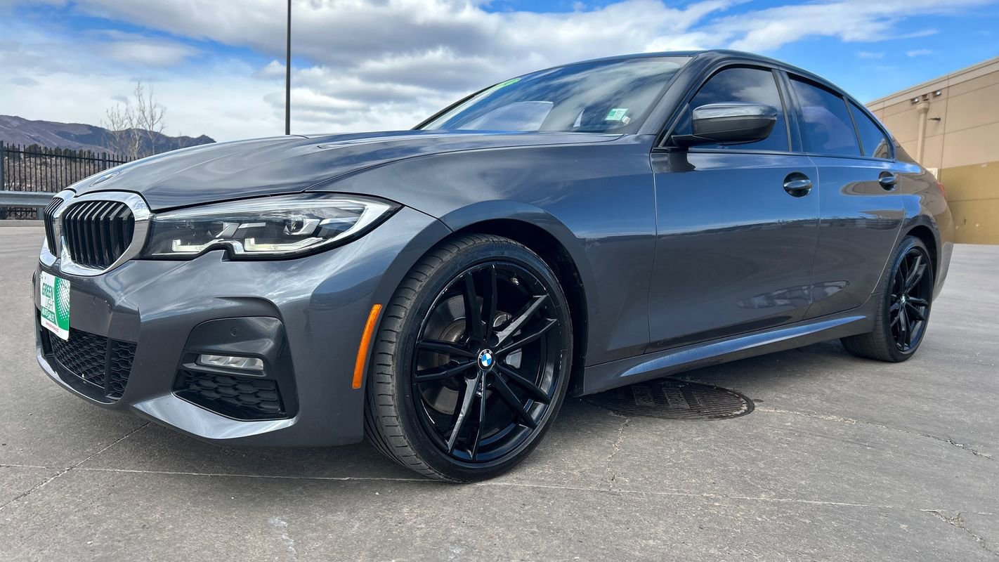 Used 2019 BMW 330i xDrive xDrive w/ M Sport Package image 18