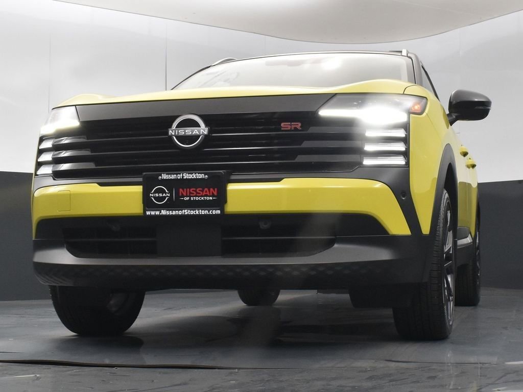 New 2025 Nissan Kicks SR AWD/4WD image 38