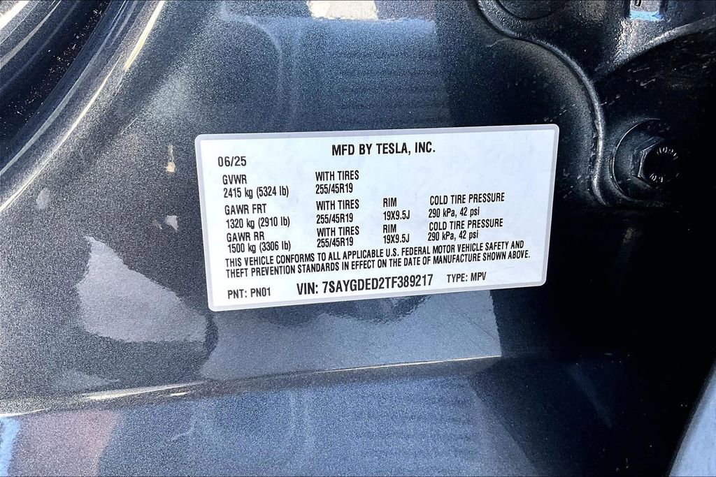 Used 2026 Tesla Model Y 2WD image 17