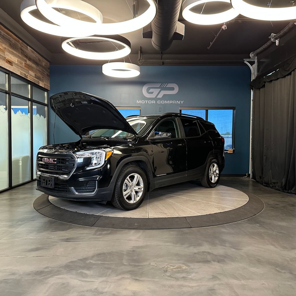 Used 2022 GMC Terrain SLE w/ Driver Convenience Package AWD/4WD image 24