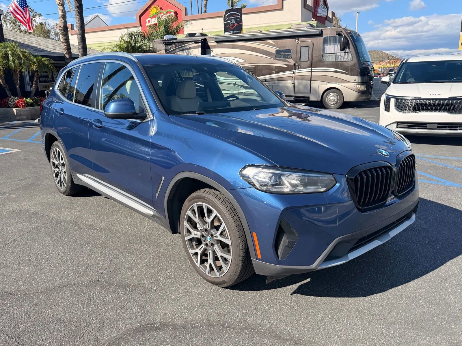 Used 2022 BMW X3 xDrive30i image 1