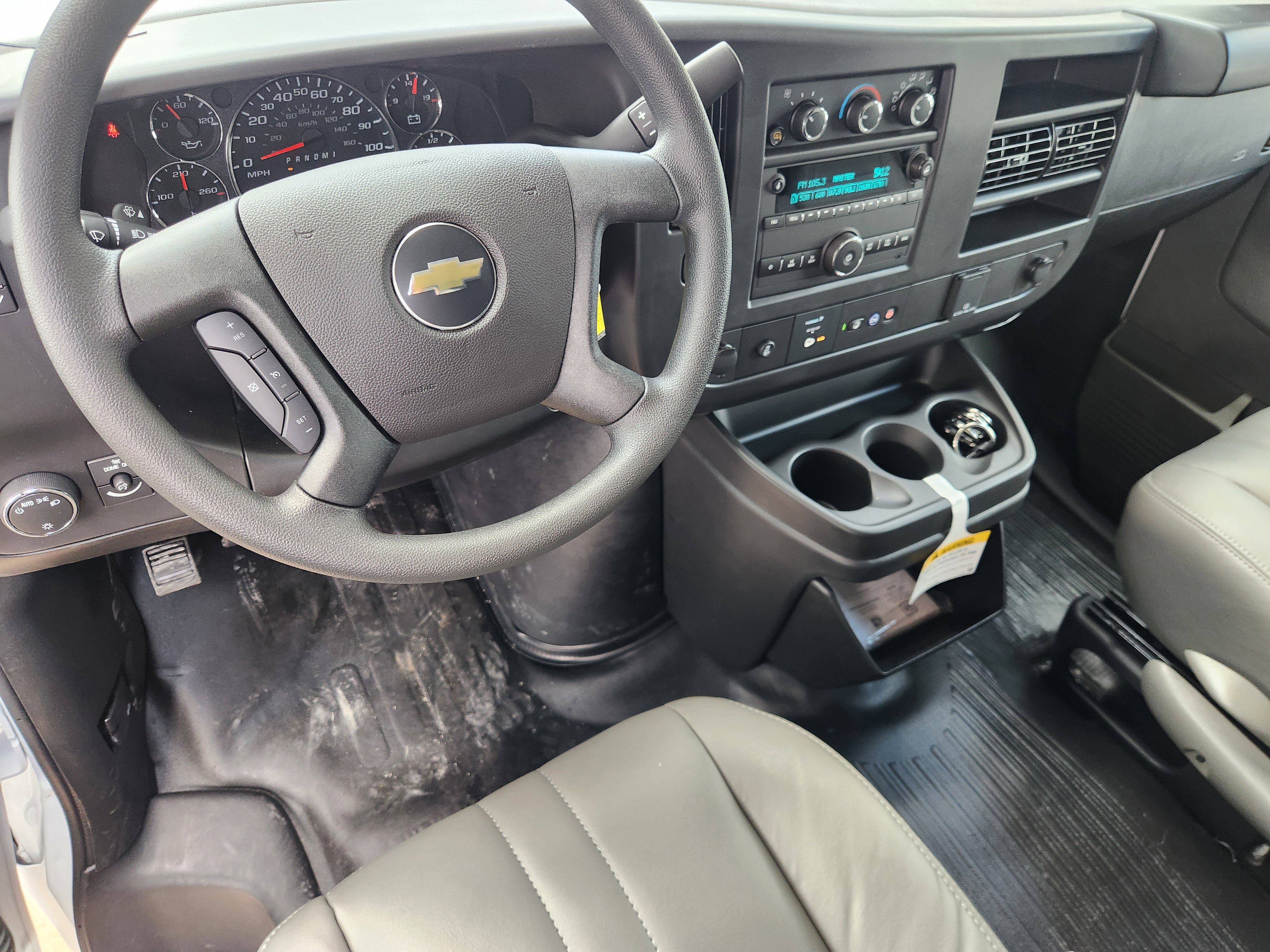 New 2025 Chevrolet Express 2500 w/ Driver Convenience Package image 27