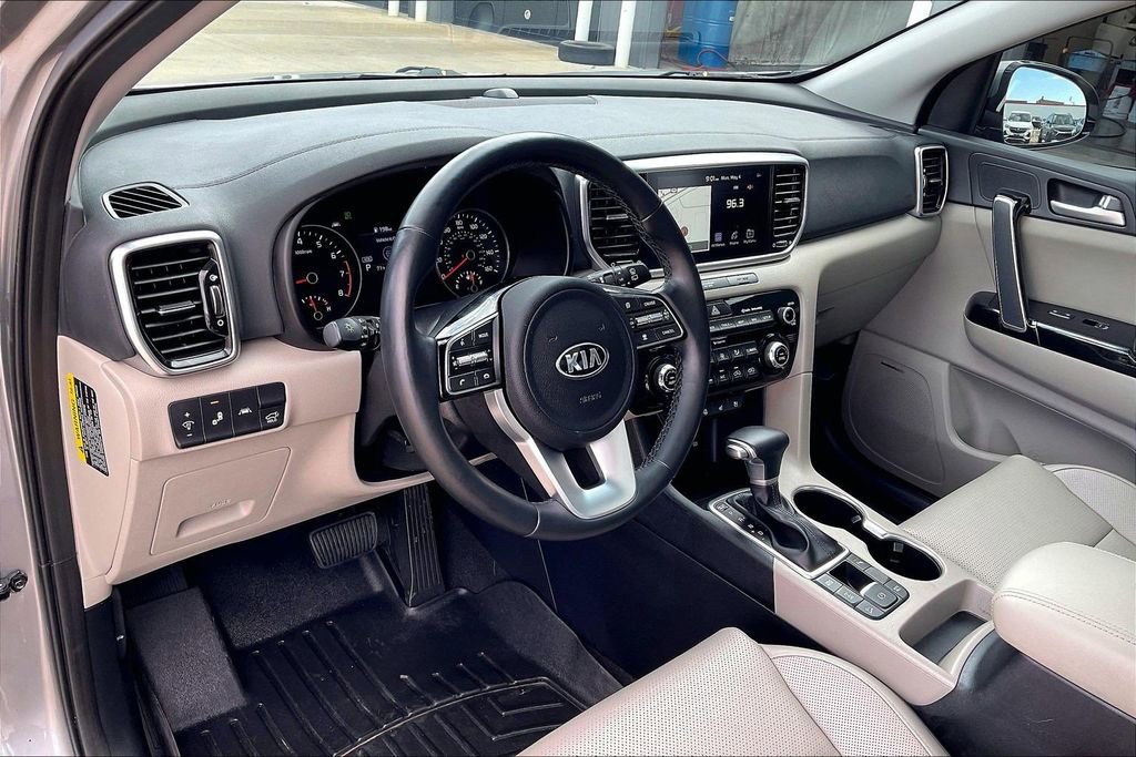 Used 2021 Kia Sportage EX w/ EX Technology Package AWD/4WD image 14