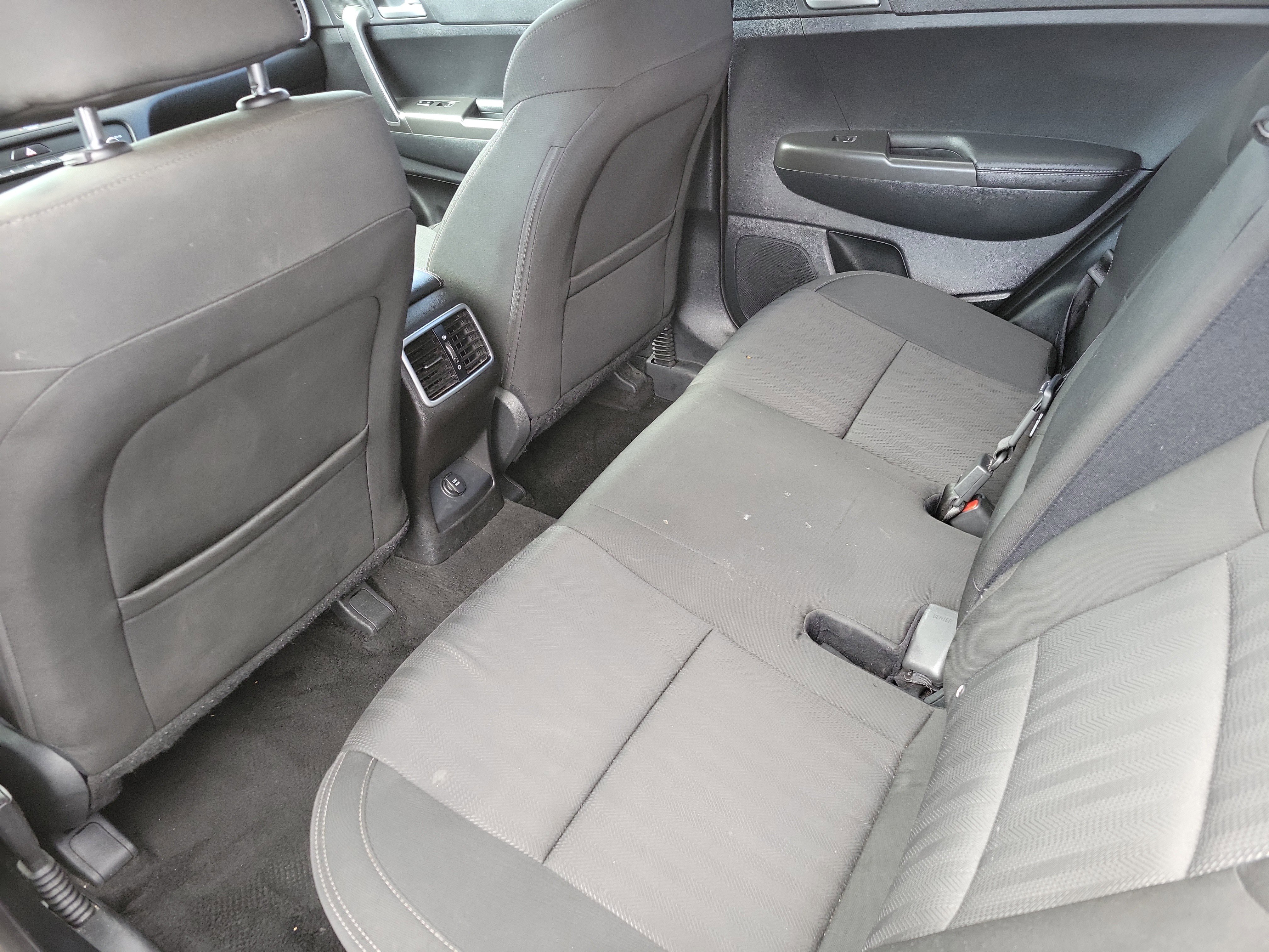 Used 2021 Kia Sportage LX image 10