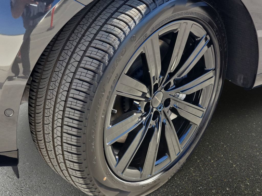 New 2026 Land Rover Range Rover SE image 34