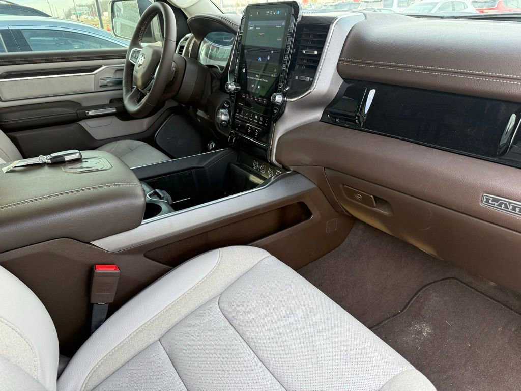 Used 2025 RAM 1500 Laramie image 5