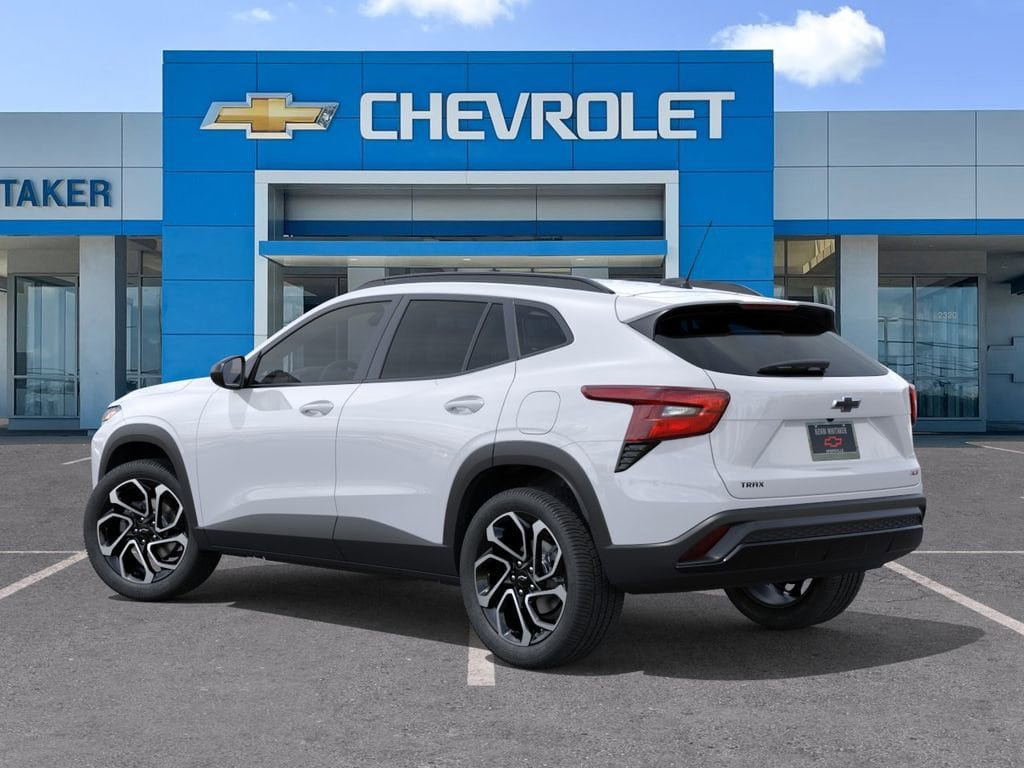 New 2026 Chevrolet Trax RS FWD image 3