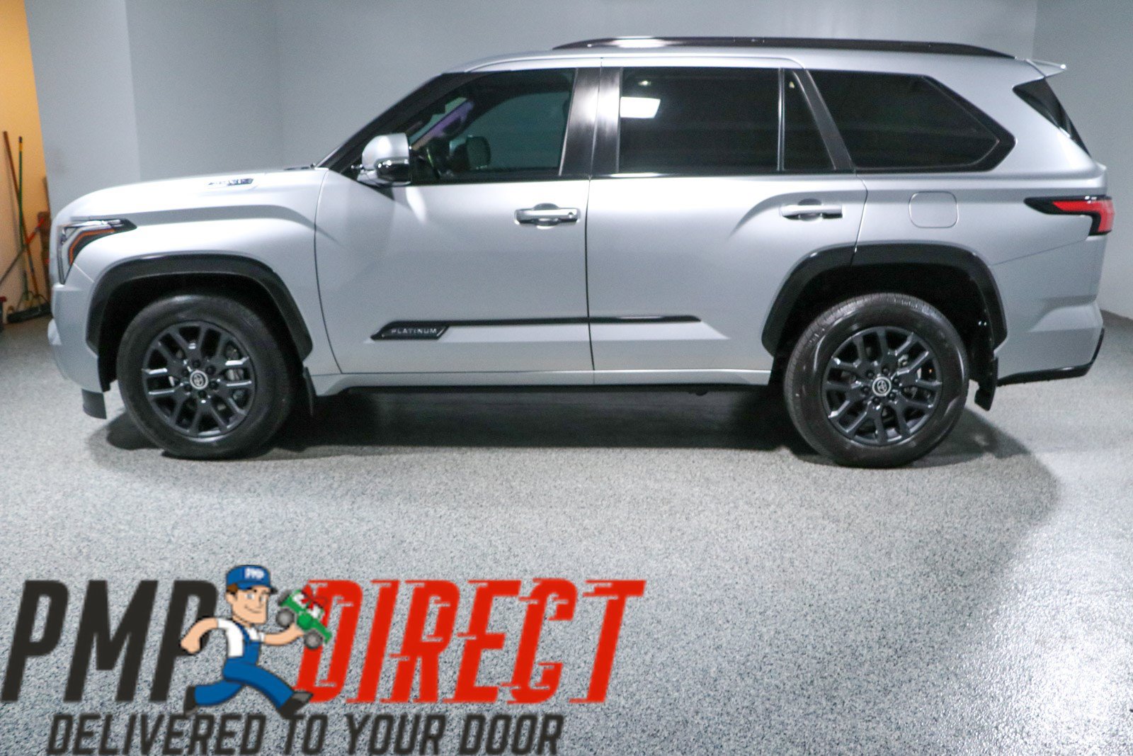 Used 2024 Toyota Sequoia Platinum AWD/4WD image 10