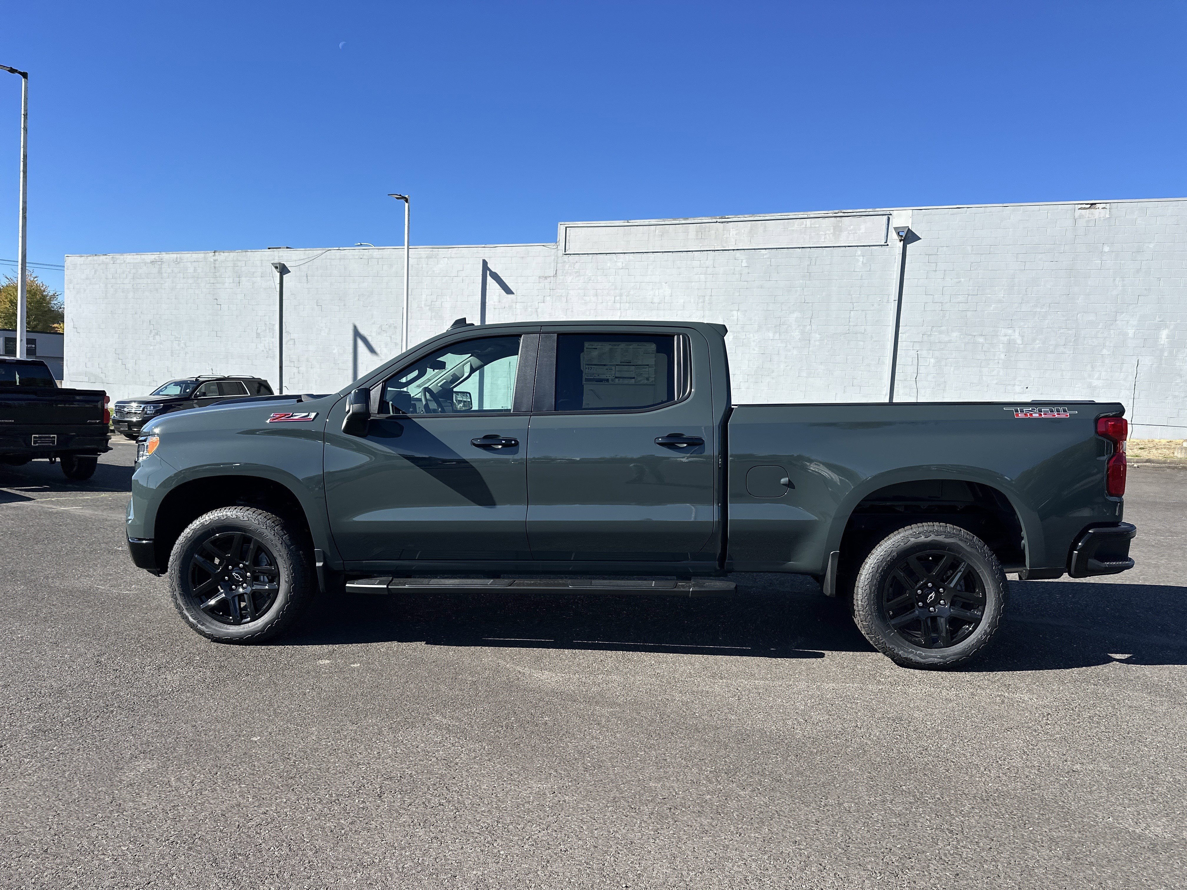 New 2026 Chevrolet Silverado 1500 LT Trail Boss w/ Convenience Package II image 2