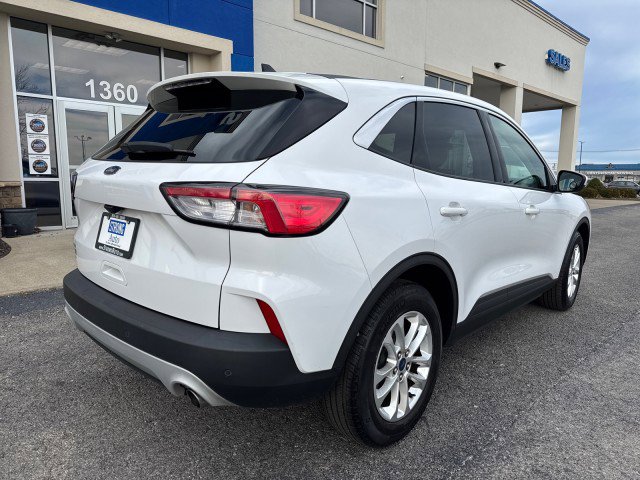 Used 2021 Ford Escape SE image 16