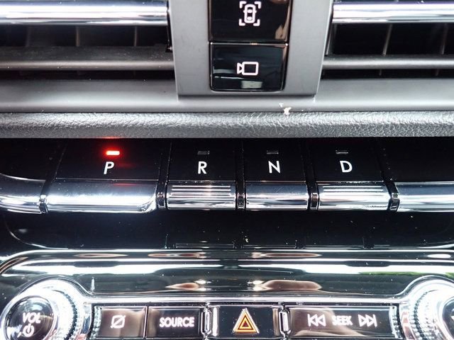 Used 2022 Lincoln Corsair AWD w/ Equipment Group 101A image 25