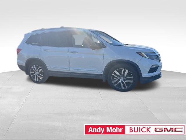 Used 2017 Honda Pilot Touring image 18