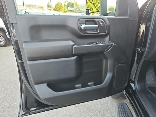 New 2026 Chevrolet Silverado 2500 Custom w/ Custom Value Package RWD image 21