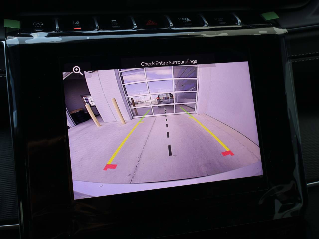 New 2025 Jeep Grand Cherokee L Laredo image 19