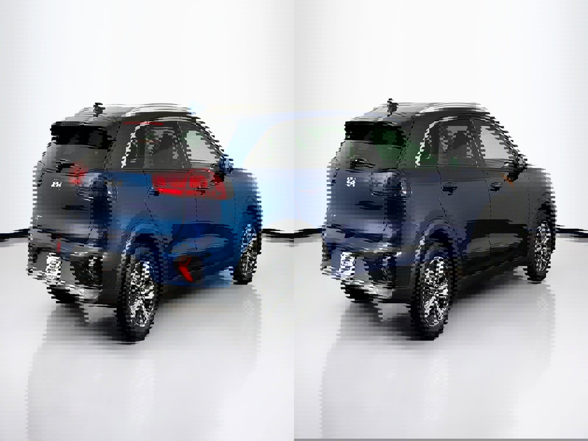 Used 2022 Kia Niro LXS image 11