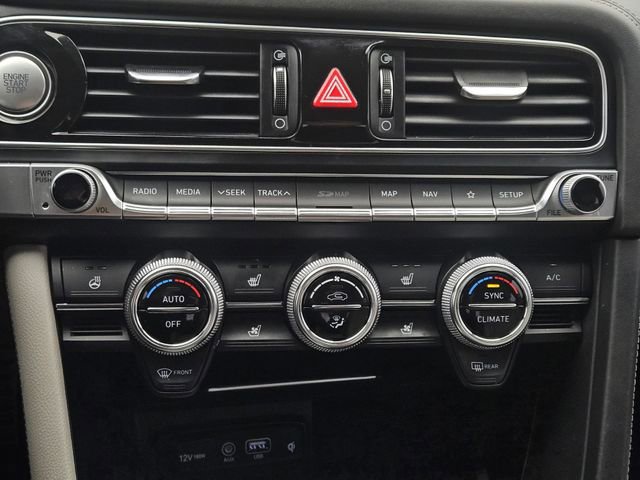 Used 2021 Genesis G70 3.3T AWD/4WD image 18