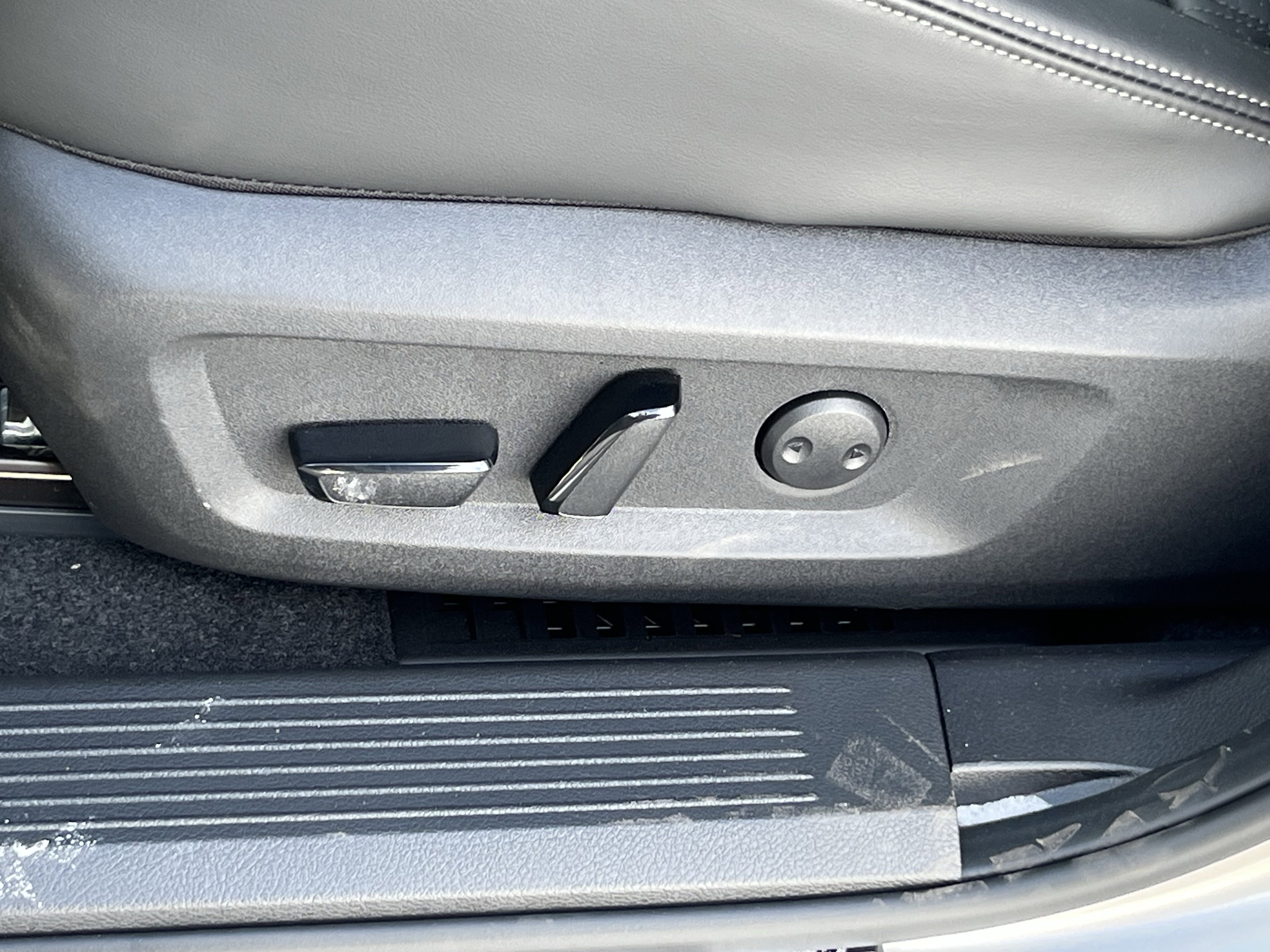 New 2026 Nissan Rogue Platinum w/ Platinum Premium Package image 15