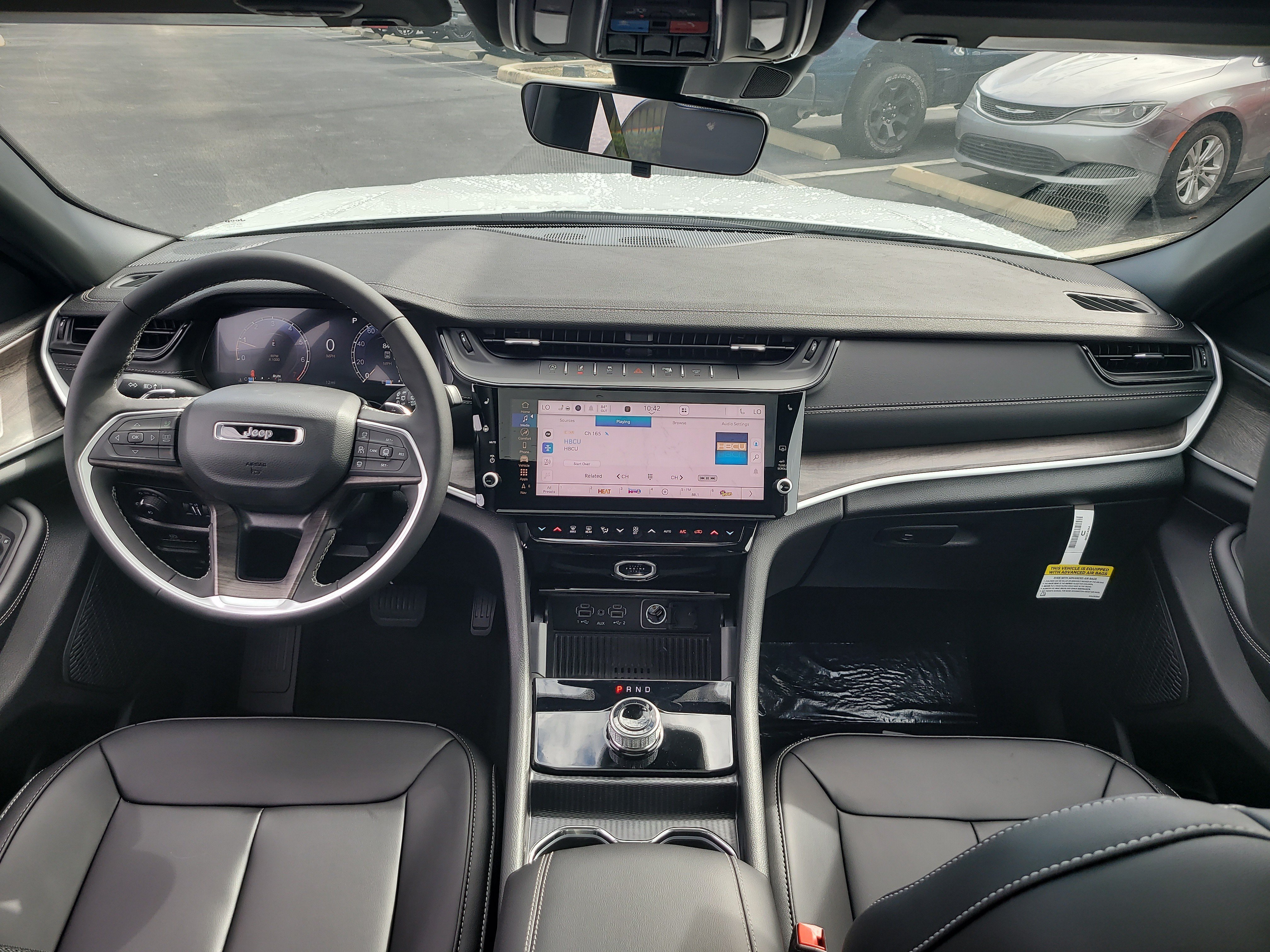 New 2027 Jeep Grand Cherokee L Limited RWD image 12