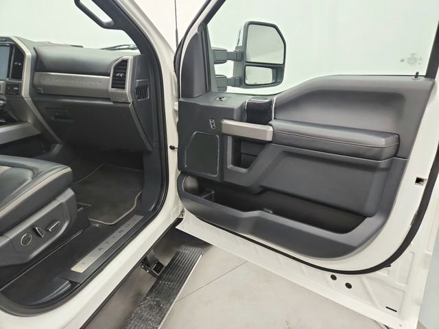 Used 2022 Ford F250 Platinum image 41