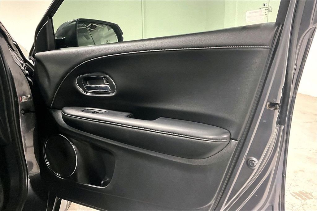 Used 2022 Honda HR-V EX-L image 23