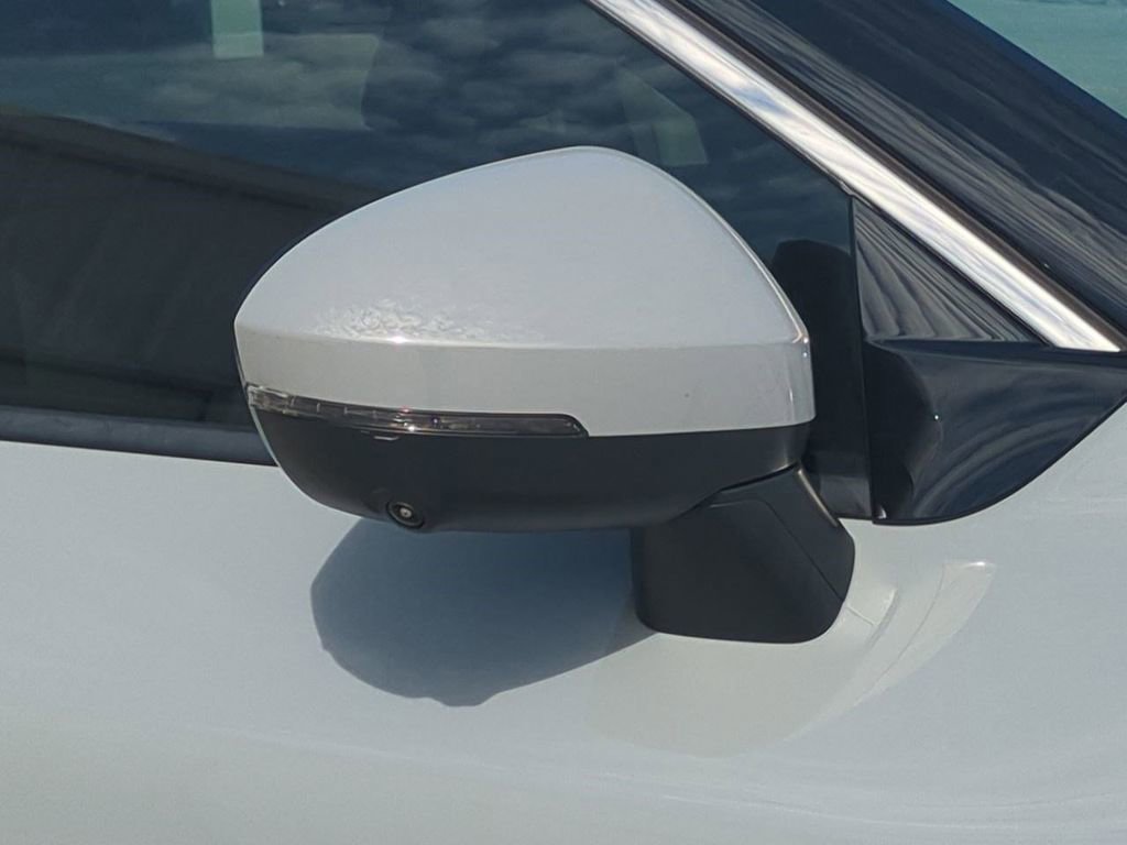 Certified 2023 Nissan Rogue Platinum w/ Platinum Premium Package image 12