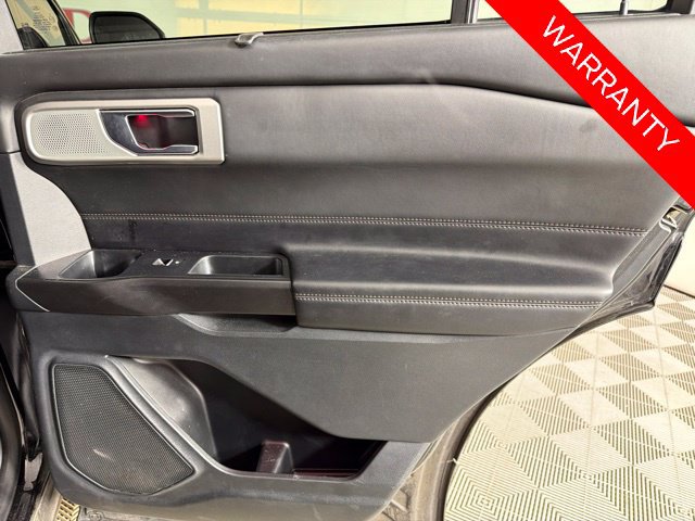 Certified 2020 Ford Explorer Platinum w/ Premium Technology Package AWD/4WD image 30